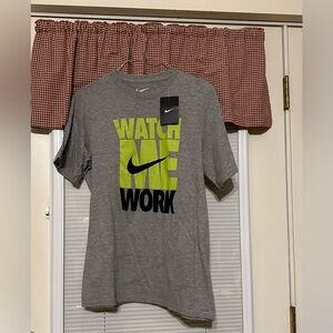 NWT Boys Nike Shirt size L